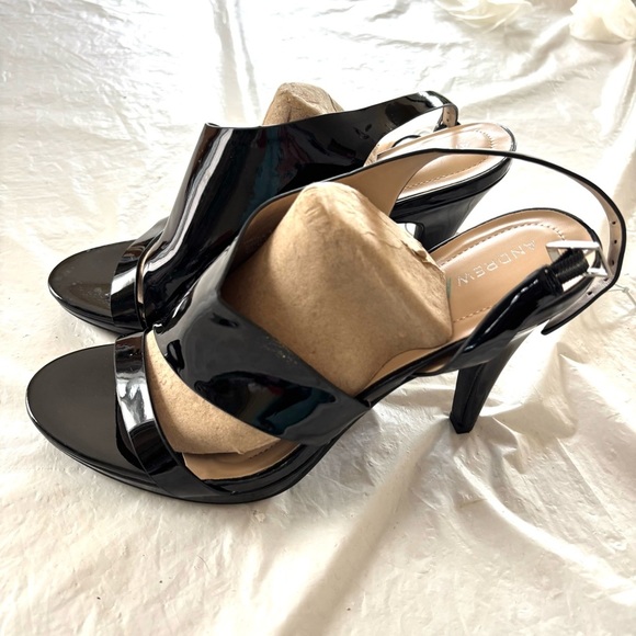 NWT Andrew Geller Women's Black Theola Sandal Pump cone heel.SZ 10 M Brand New - Picture 15 of 15